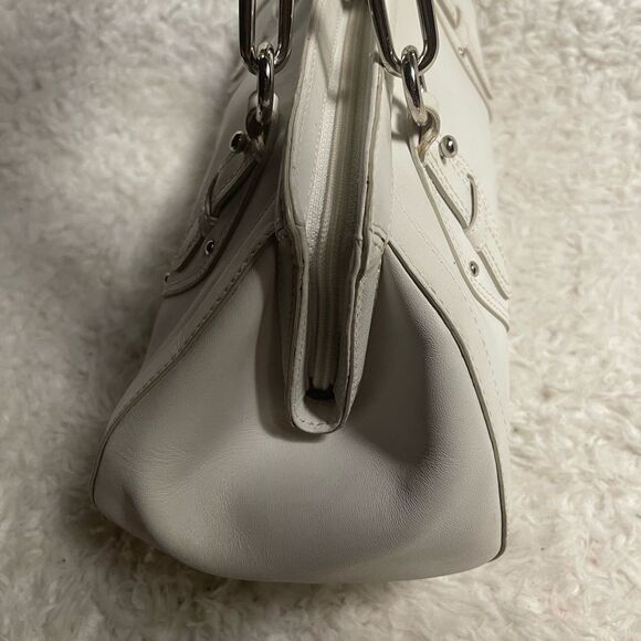 COLE HAAN TRINITY Baguette style Leather White Satchel silver tone hardwares. - Picture 7 of 14